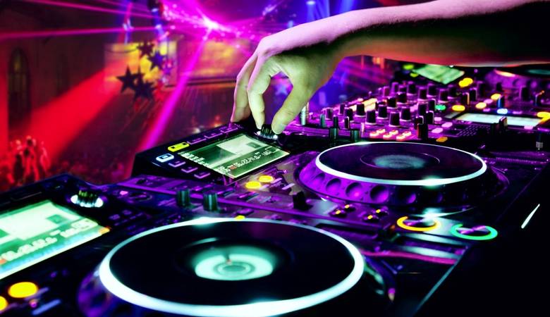 5 skills every new DJ should have | Djanemag.com